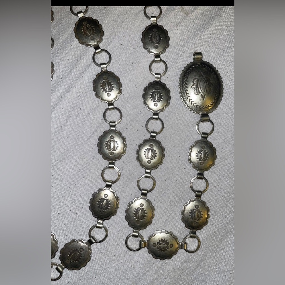 New womens Elegant Chain link Concho Belt